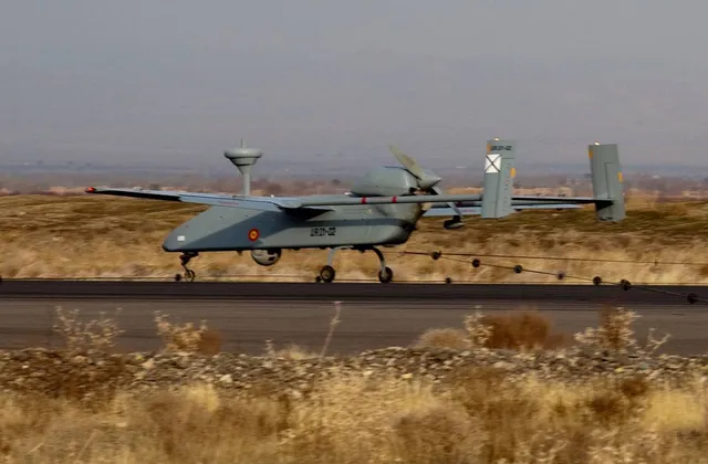 IAI Searcher UAV, Tactical reconnaissance unmanned aerial vehicle, Aircraft & UAVs - view 2