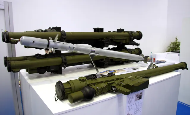 Igla, Man-portable infrared-homing surface-to-air missile system, Air Defense - view 1