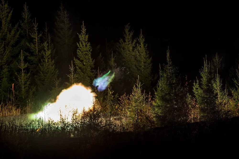 ILLUM 545C, 84 mm illumination round, Munitions