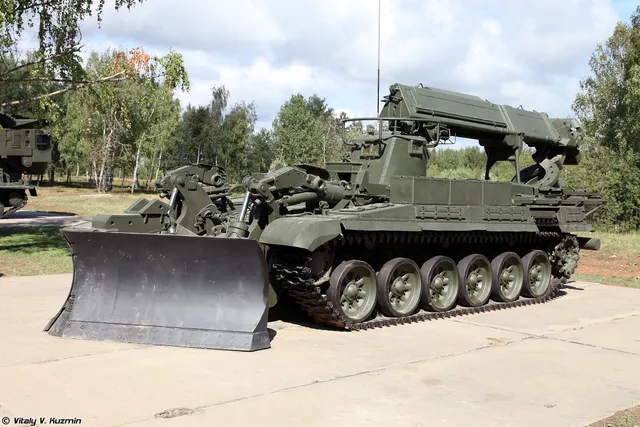 IMR-2, Tracked combat engineering obstacle-clearing vehicle, Support Equipment - view 1