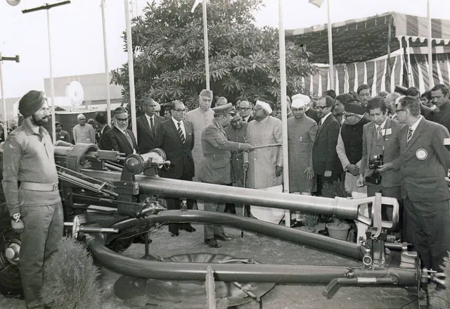 Indian Field Gun, 105 mm towed field gun family, Artillery - view 2