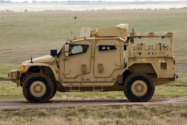 International MXT-MV, 4x4 infantry mobility and protected support vehicle family, Armored Vehicles - view 1