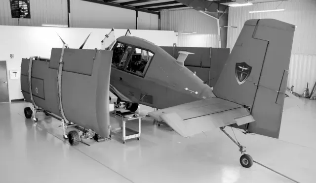 IOMAX Archangel, Armed surveillance and light attack turboprop aircraft, Aircraft & UAVs - view 2