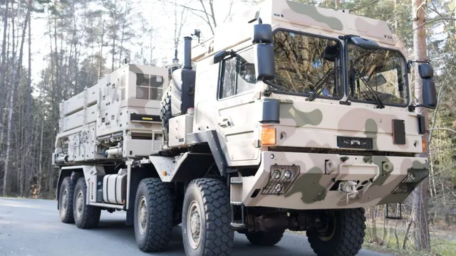 IRIS-T SL, Medium-range surface-to-air missile, Munitions - view 1
