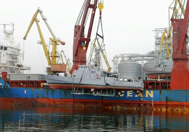 Island-class patrol boat, 110-foot coastal patrol boat, Naval Systems - view 1