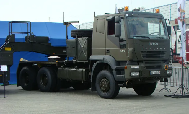IVECO 6x6 commercial truck chassis, 6x6 commercial truck chassis launcher base, Support Equipment - view 1