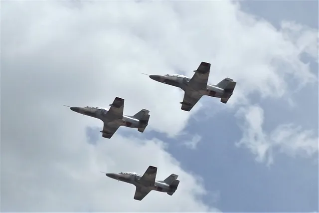 K-8 Karakorum trainer aircraft, Jet trainer / light attack aircraft, Aircraft & UAVs - view 2