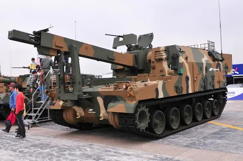 K10 ammunition resupply vehicle, Tracked automated ammunition resupply vehicle for K9-family howitzers, Support Equipment
