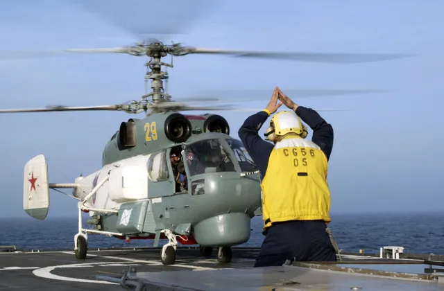 Ka-27, Shipborne anti-submarine and search-and-rescue helicopter, Aircraft & UAVs - view 2