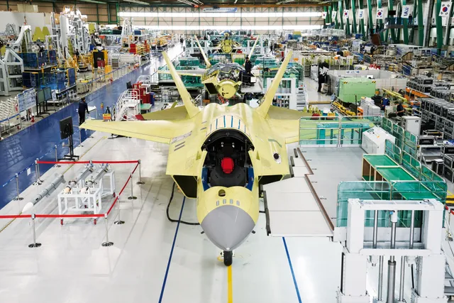 KAI KF-21 Boramae, Fighter aircraft, Aircraft & UAVs - view 2