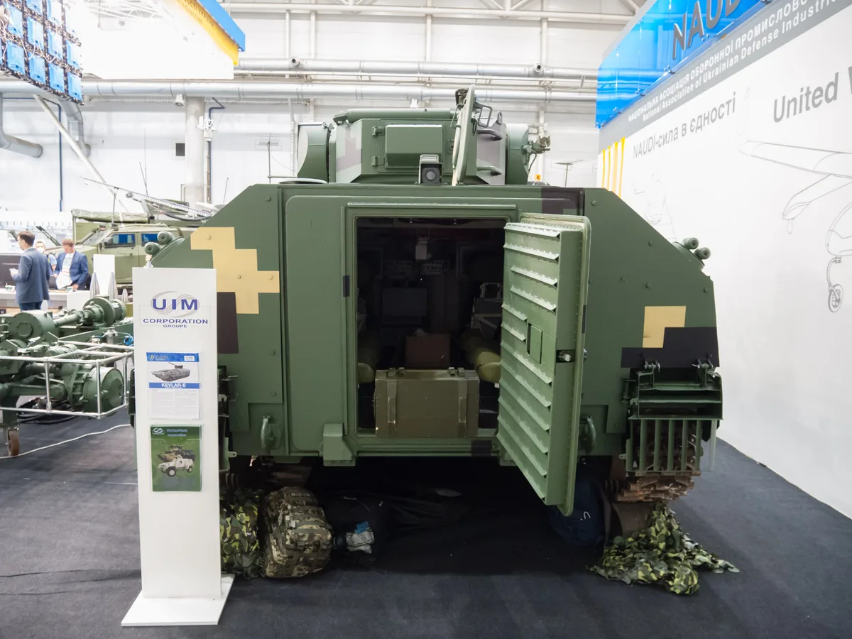 Kevlar-E, Tracked infantry fighting vehicle prototype, Armored Vehicles