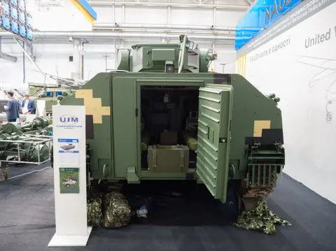 Kevlar-E, Tracked infantry fighting vehicle prototype, Armored Vehicles