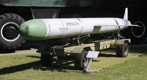 Kh-55/Kh-555, Air-launched subsonic cruise missile family, Munitions