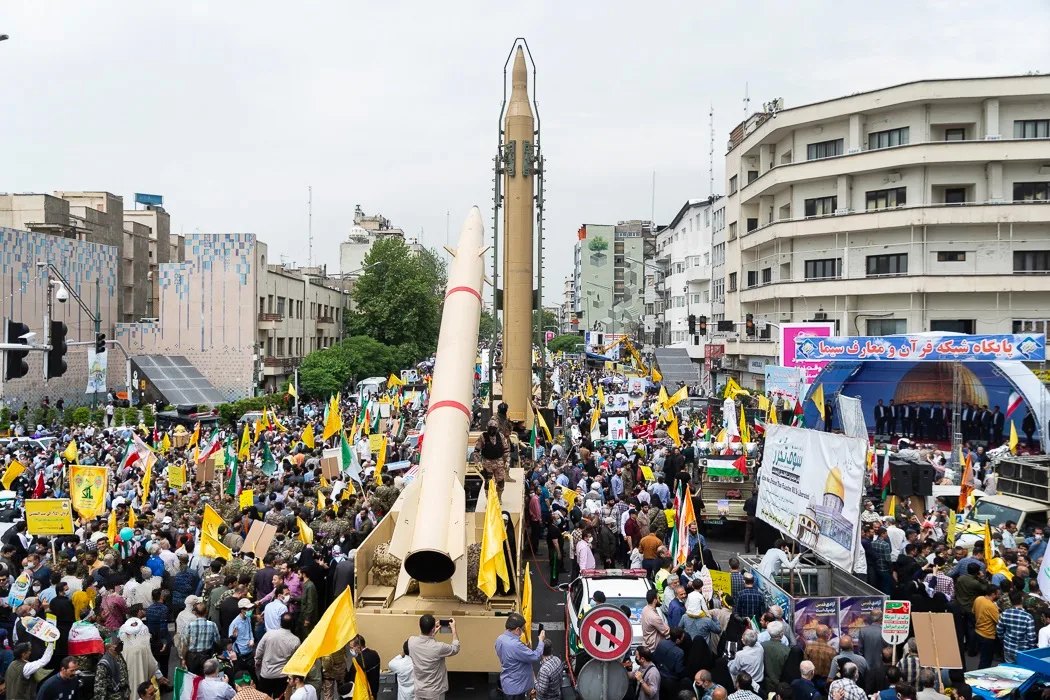Kheibar Shekan ballistic missile, Medium-range ballistic missile, Munitions
