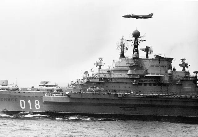 Kiev-class aircraft carrier, Heavy aircraft-carrying cruiser / VTOL aircraft carrier, Naval Systems - view 3