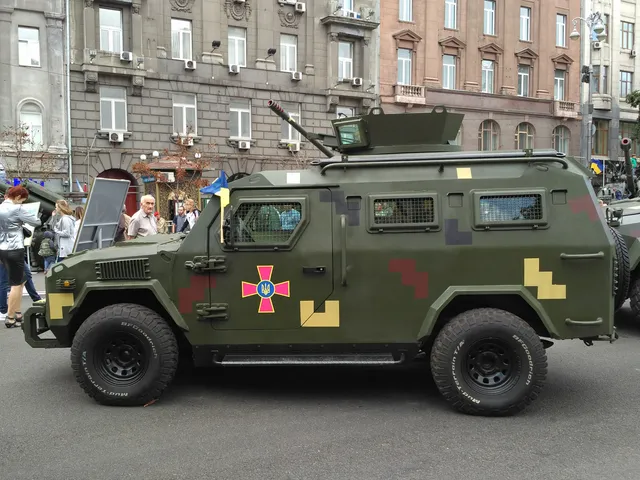 KrAZ Cobra, 4x4 light armored personnel carrier / infantry mobility vehicle, Armored Vehicles - view 1