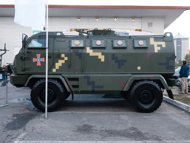 KrAZ Hulk, 4x4 MRAP / armored personnel carrier, Armored Vehicles - view 1