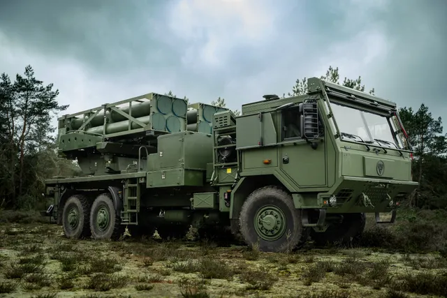 Lahav/PULS rocket-launcher system, Multiple rocket launcher, Artillery - view 1