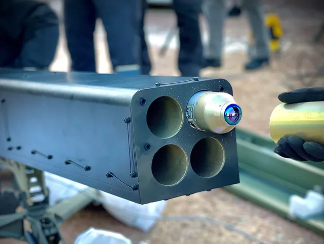 LAND-LGR4, Four-round 70 mm laser-guided rocket launcher, Support Equipment - view 1
