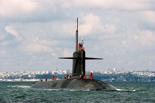 Le Triomphant class, Nuclear-powered ballistic missile submarine class, Naval Systems - view 1