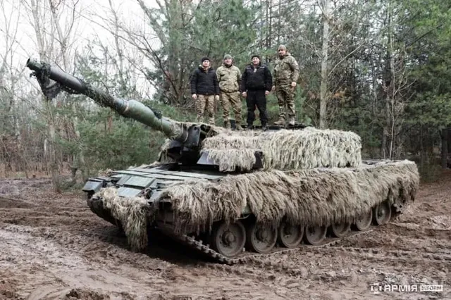 Leopard 2, Main battle tank, Tanks - view 1