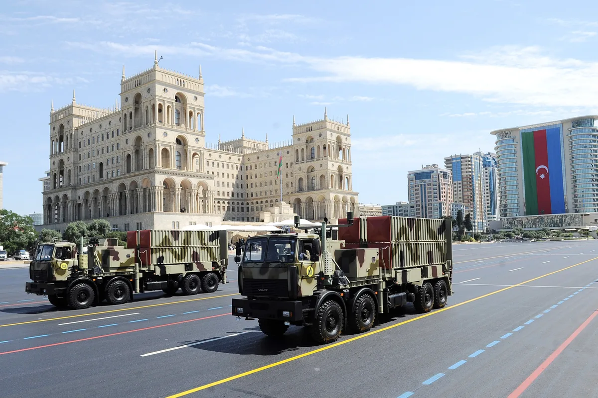 LORA ballistic missile, Short-range road-mobile ballistic missile system, Artillery