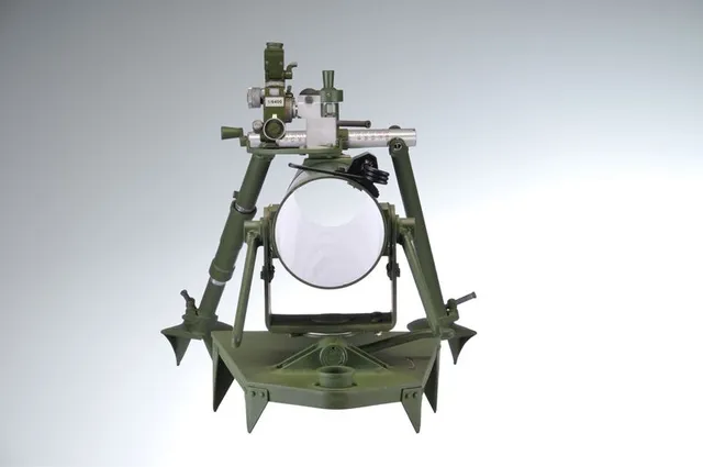 LRL lightweight rocket launcher, Single-tube lightweight rocket launcher, Artillery - view 3