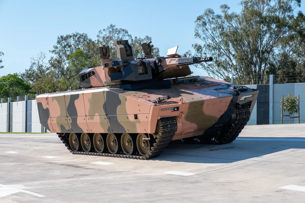 Lynx KF41, Tracked infantry fighting vehicle, Armored Vehicles