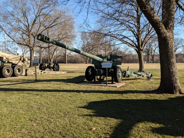 M-46, 130 mm towed field gun, Artillery - view 1