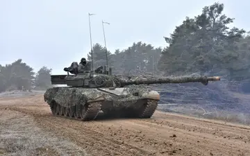 M-84A4 Sniper, Main battle tank, Tanks