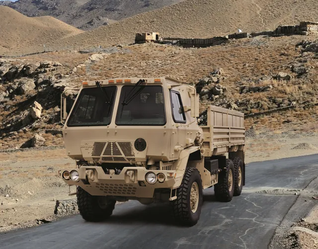 M1083 6x6 medium tactical vehicle, 5-ton 6x6 medium tactical cargo truck, Support Equipment - view 1