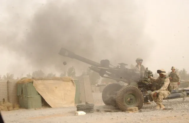 M119, 105 mm lightweight towed howitzer, Artillery - view 2