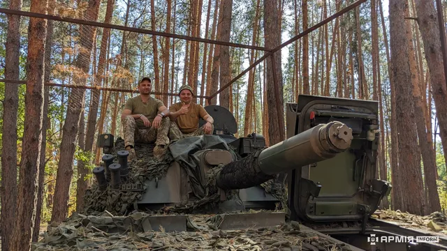 M120 Rak, 120 mm turreted self-propelled mortar system, Artillery - view 2