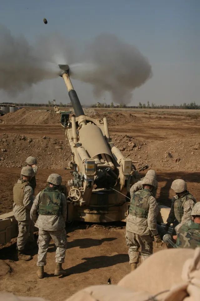 M198 155 mm howitzer, 155 mm towed howitzer, Artillery - view 3