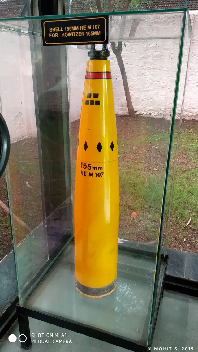 M2005 V-LAP 155 mm shell, 155 mm rocket-assisted base-bleed shell, Munitions - view 1