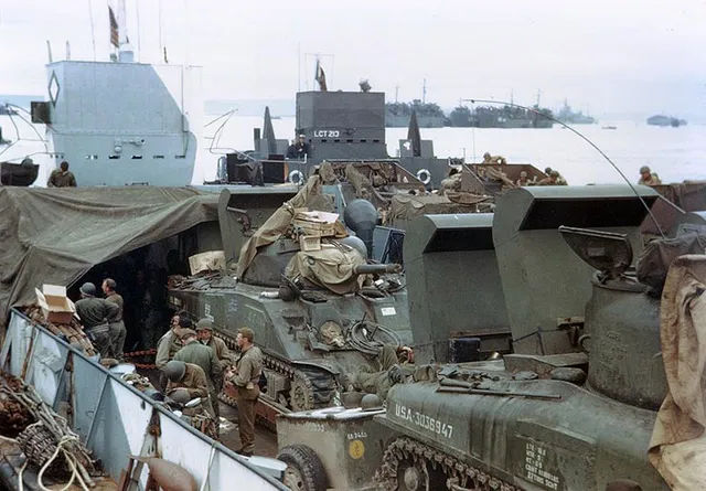 M4 Sherman, Second World War medium tank family, Tanks - view 1