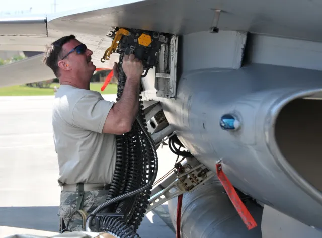 M61A1 Vulcan cannon, 20mm aircraft cannon, Aircraft & UAVs - view 4