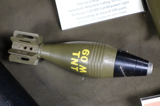 Mortar bombs, 60mm, 60 mm mortar ammunition, Munitions - view 1