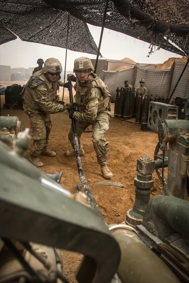 M777, 155 mm towed howitzer, Artillery - view 1