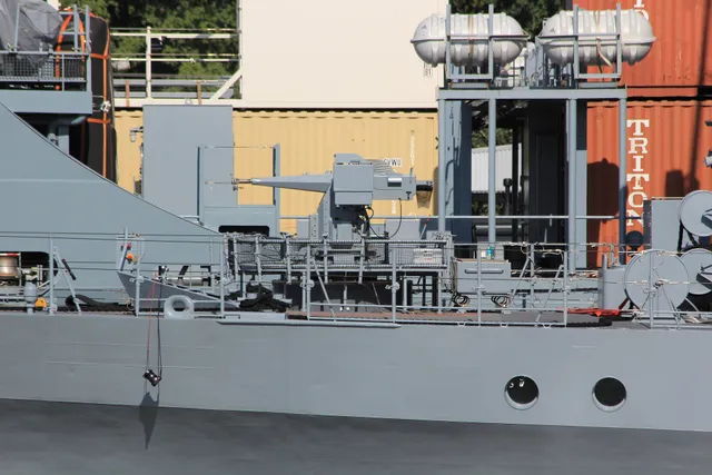 Marineleichtgeschütz 27 mm, 27 mm remote-controlled naval gun, Naval Systems - view 3