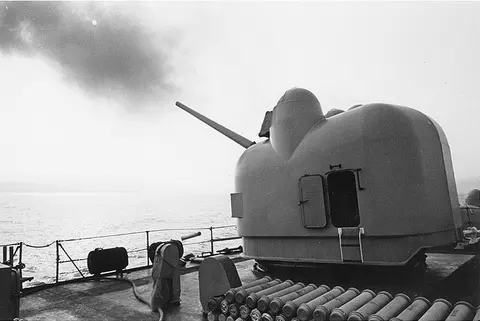 Mark 42 5-inch naval gun, 127 mm dual-purpose naval gun mount, Artillery