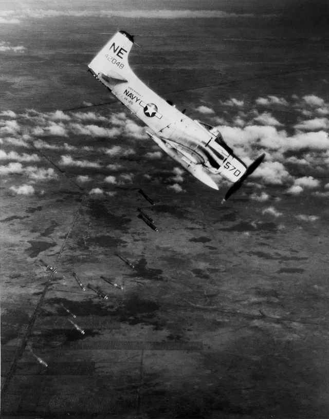 Mark 81 bomb, 250-pound general-purpose bomb, Munitions - view 1