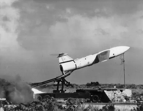 MGM-1 Matador, Surface-to-surface cruise missile, Munitions