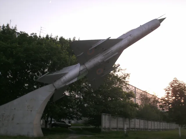 MiG-21, Supersonic fighter and interceptor aircraft, Aircraft & UAVs - view 2