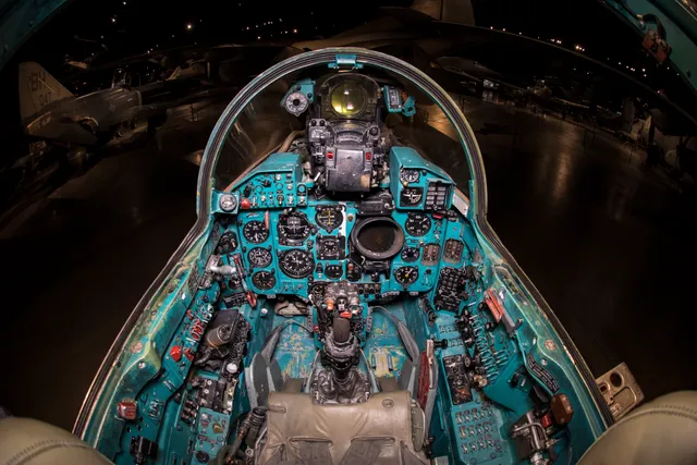 MiG-23, Variable-sweep fighter and fighter-bomber aircraft, Aircraft & UAVs - view 3