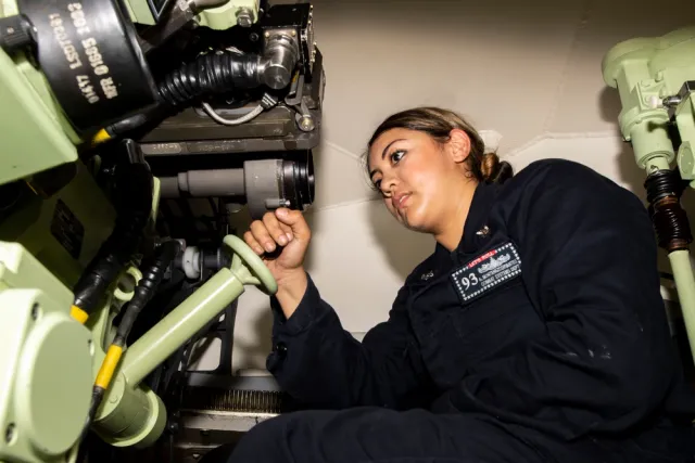 MK 46 Mod 2 30mm GWS, 30 mm remote gun system, Naval Systems - view 2