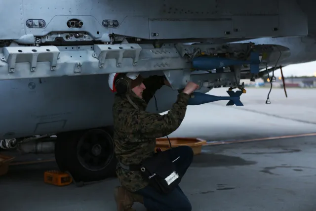 MK-76 practice bomb, Practice bomb, Munitions - view 2