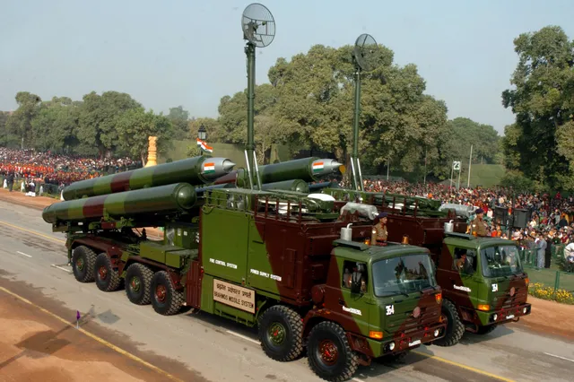 Mobile Autonomous Launcher, Single-vehicle land launcher that carries three canisterised BrahMos missiles, Support Equipment - view 1