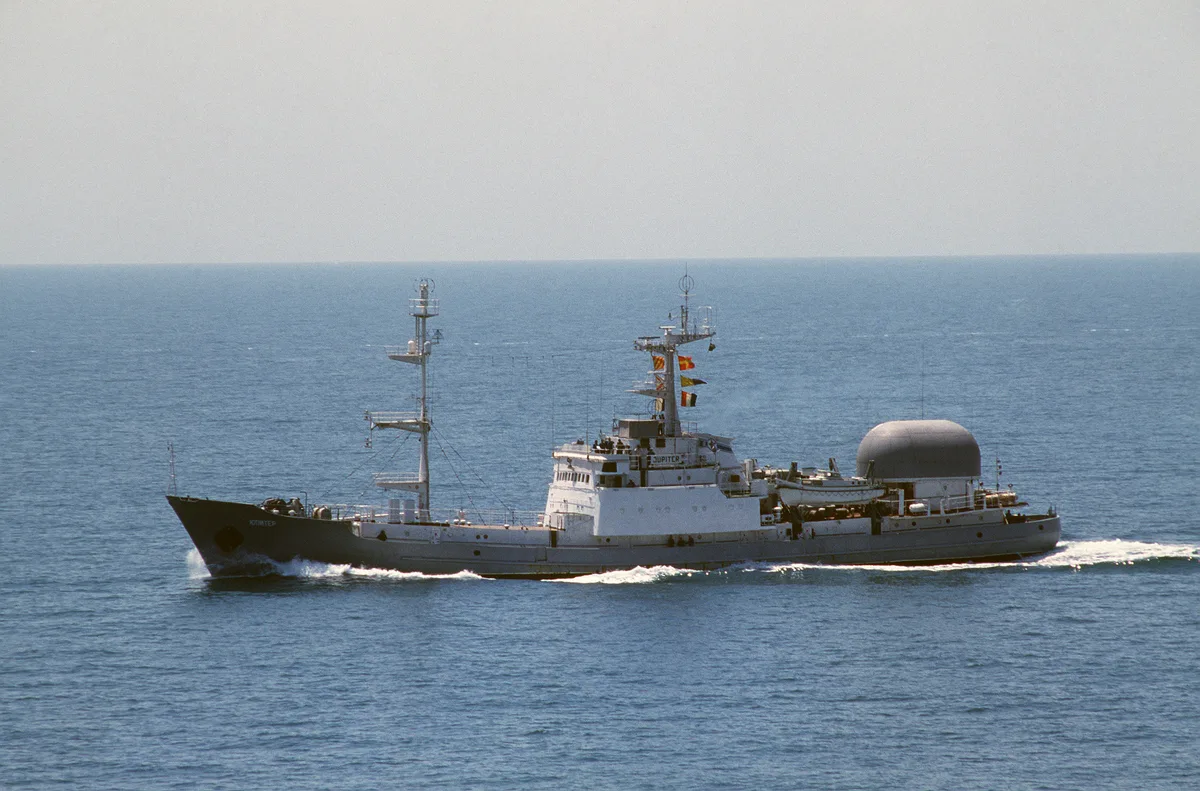 Moma class (Project 861M) intelligence ship, Signals intelligence ship class, Naval Systems