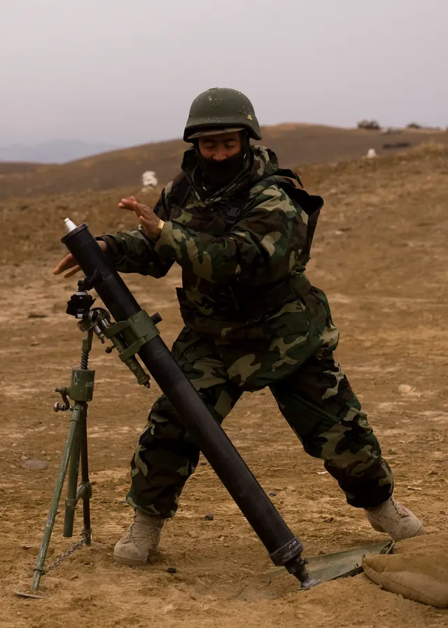 Mortar launcher, 82mm, Portable smoothbore mortar launcher, Artillery - view 2
